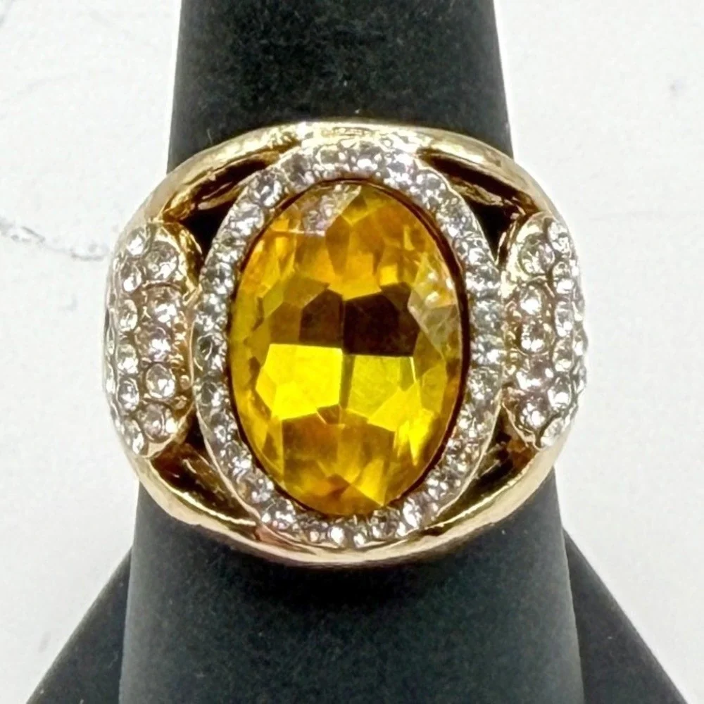Gold Tone Citrine Color Statement Ring White Accents Size 8‎